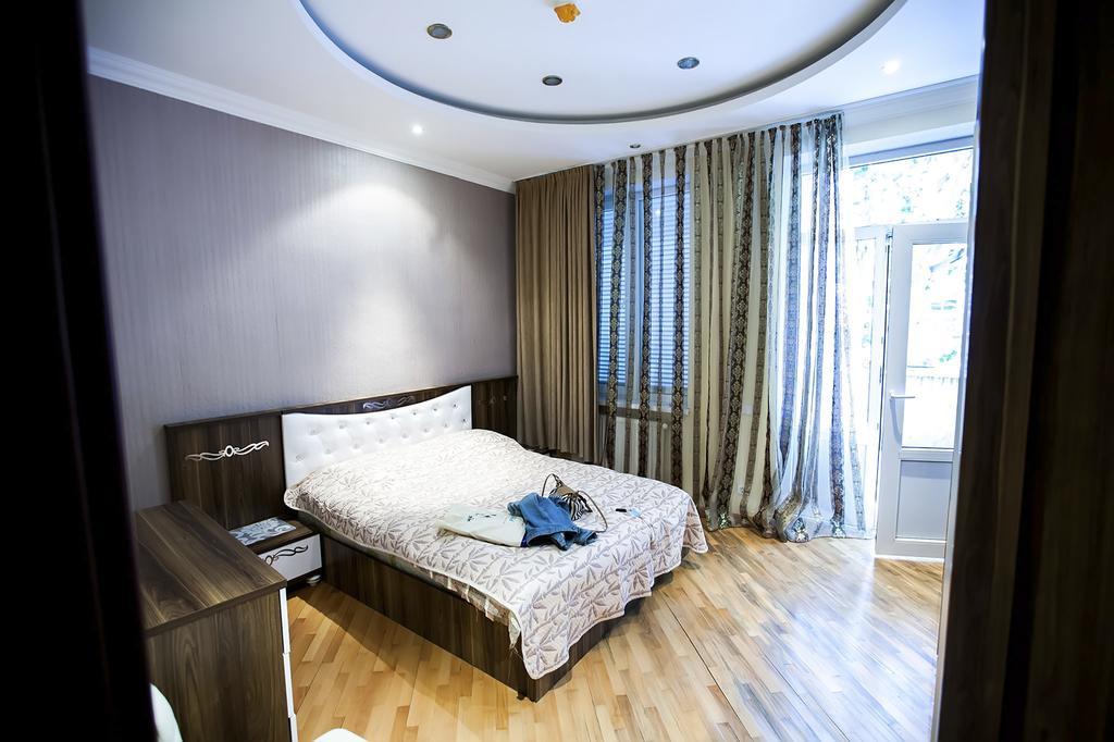 Sweet Home Apartment Tbilisi Rom bilde