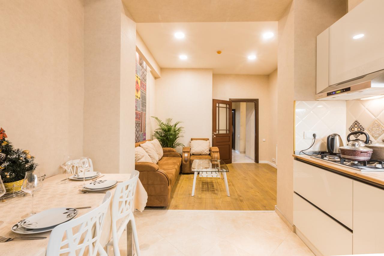 Sweet Home Apartment Tbilisi Eksteriør bilde
